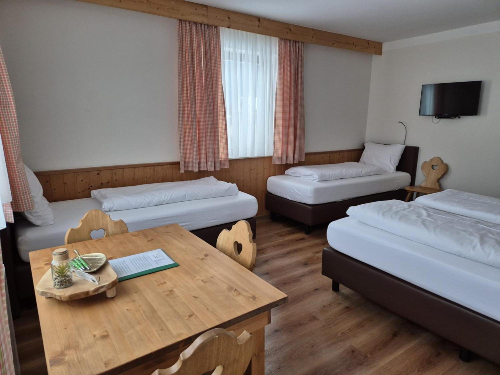 Gaestehaus Zum Steirischen Kuss Aich (Styria) Exterior foto
